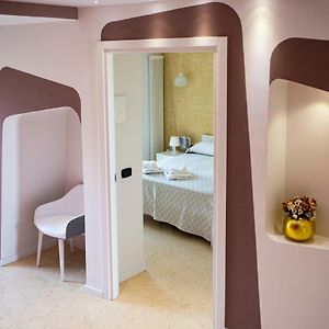 Camera con letto king size